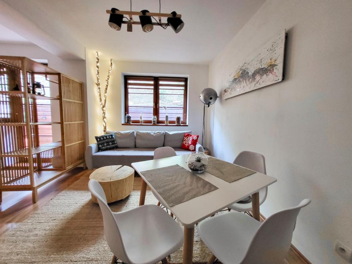 Na Svahu, Krkonose Apartment Zacler